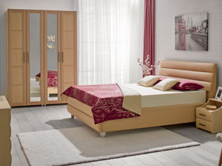 Set mobilă de calitate înaltă în dormitor