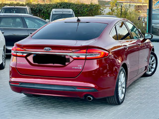 Ford Fusion foto 3