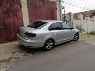 Volkswagen Jetta foto 5