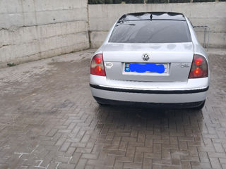 Volkswagen Passat foto 6