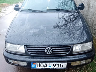 Volkswagen Passat foto 3