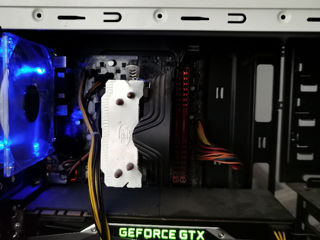 Gaming PC Urgent (i7 7700, GTX1070,SSD+HDD)