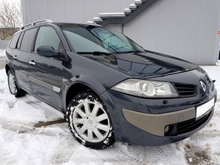 Renault Megane foto 1