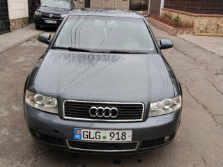 Audi A4 foto 2