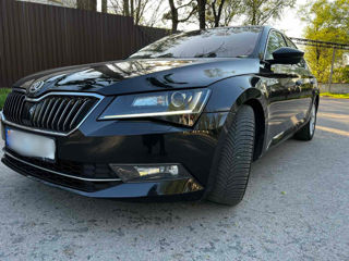 Skoda Superb foto 4