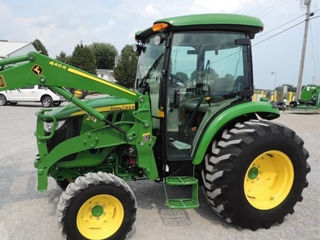 Tractor de vanzare John Deere 4052R