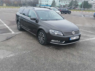 Volkswagen Passat foto 8