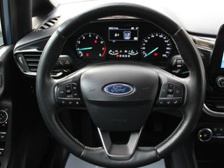 Ford Fiesta foto 6