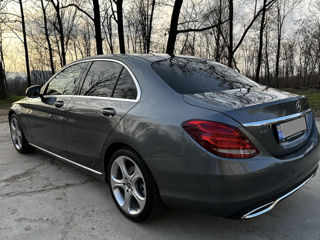 Mercedes C-Class foto 4