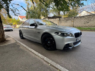 BMW 5 Series foto 3