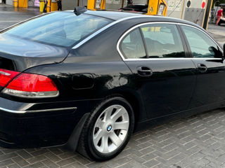 BMW 7 Series foto 3