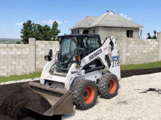 La comanda Bobcat / Miniexcavator / Buldoexcavator / Kamaz foto 1