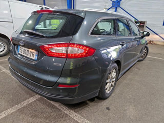 Ford Mondeo foto 2