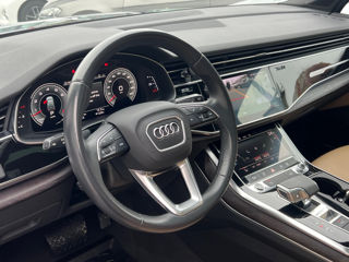 Audi Q7 foto 8