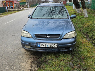 Opel Astra foto 2