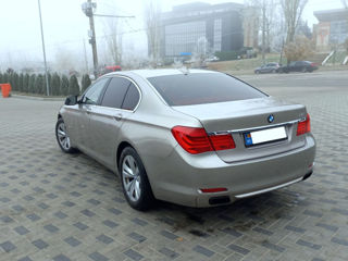 BMW 7 Series foto 2