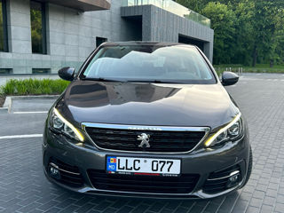 Peugeot 308 foto 2