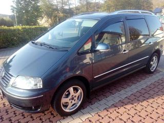 Volkswagen Sharan foto 2