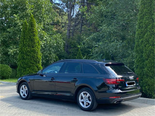 Audi A4 foto 2