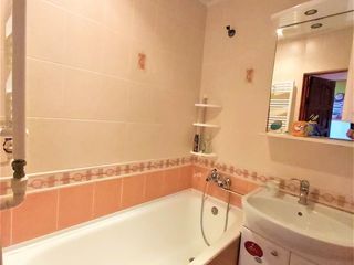 Vând !! Apartament, #Stauceni, Autonomă, 3 Camere foto 7