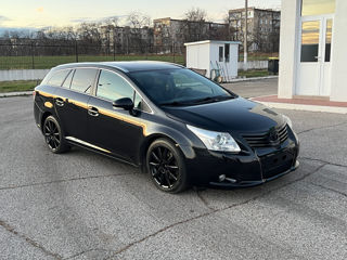 Toyota Avensis foto 3