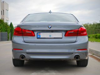 BMW 5 Series foto 4