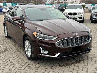 Ford Fusion foto 10