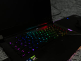 Asus Rog Strix Scar 15 G533zx foto 4