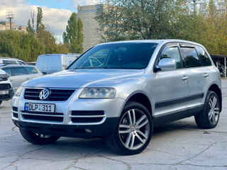 Volkswagen Touareg foto 3