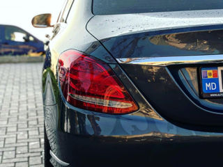 Mercedes C-Class foto 4