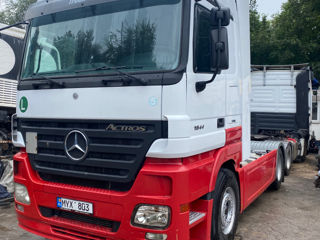 Mercedes Actros foto 1