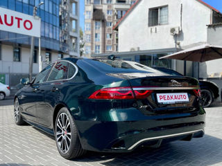 Jaguar XF foto 7