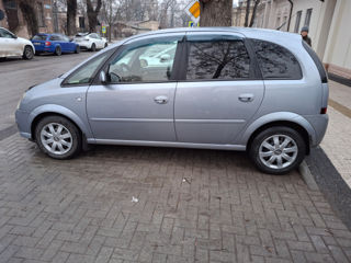 Opel Meriva foto 2