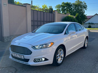 Ford Fusion foto 8