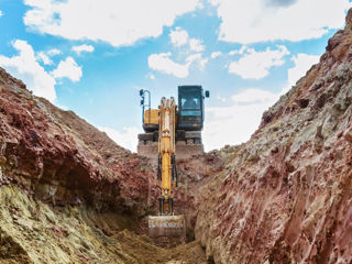 Bobcat excavator pentru lucrări de terasament foto 14