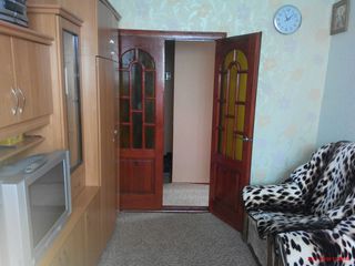 Se vinde apartament cu doua odai in suburbia Chisinaului (Floreni) foto 4