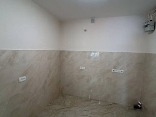 Apartament cu 3 camere, 92 m², Botanica, Chișinău foto 3