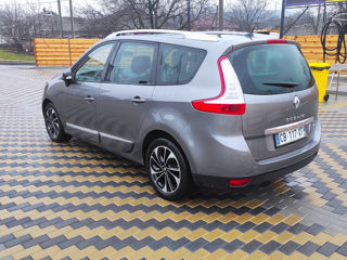 Renault Grand Scenic foto 6