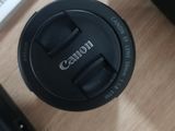 Canon 77D + 2 obiective+blitz+stativ+incarcator + geanta foto 4