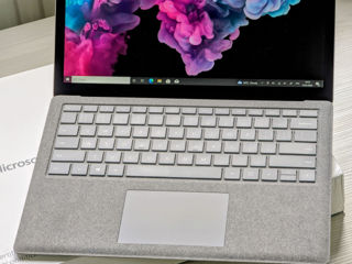 Microsoft Surface Laptop 2 (Core i5 8250u/8Gb Ram/128Gb SSD/13.5" 2K PixelSense Touch) foto 5