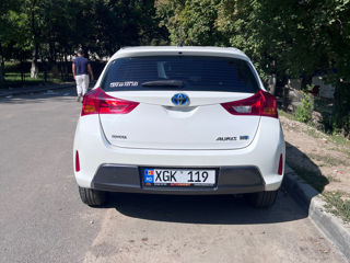 Toyota Auris foto 1