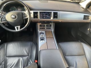 Jaguar Xf foto 9