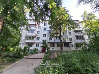 Apartament cu 2 camere, 63 m², Botanica, Chișinău foto 13