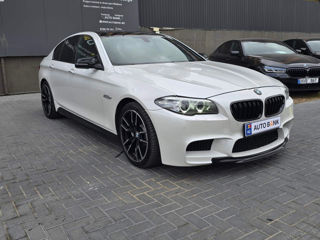 BMW 5 Series foto 1