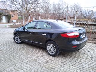 Renault Fluence foto 6