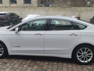 Ford Fusion foto 4