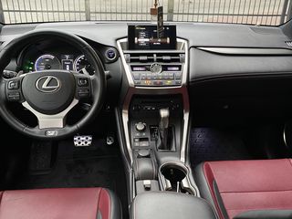 Lexus NX Series foto 6