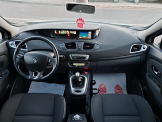 Renault Grand Scenic foto 12