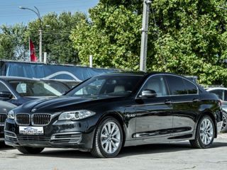 BMW 5 Series foto 1