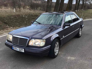 Mercedes Series (W124)